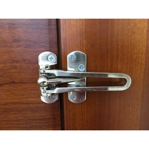 Chốt cửa an toàn chống trộm mua ở đâu tại TPHCM